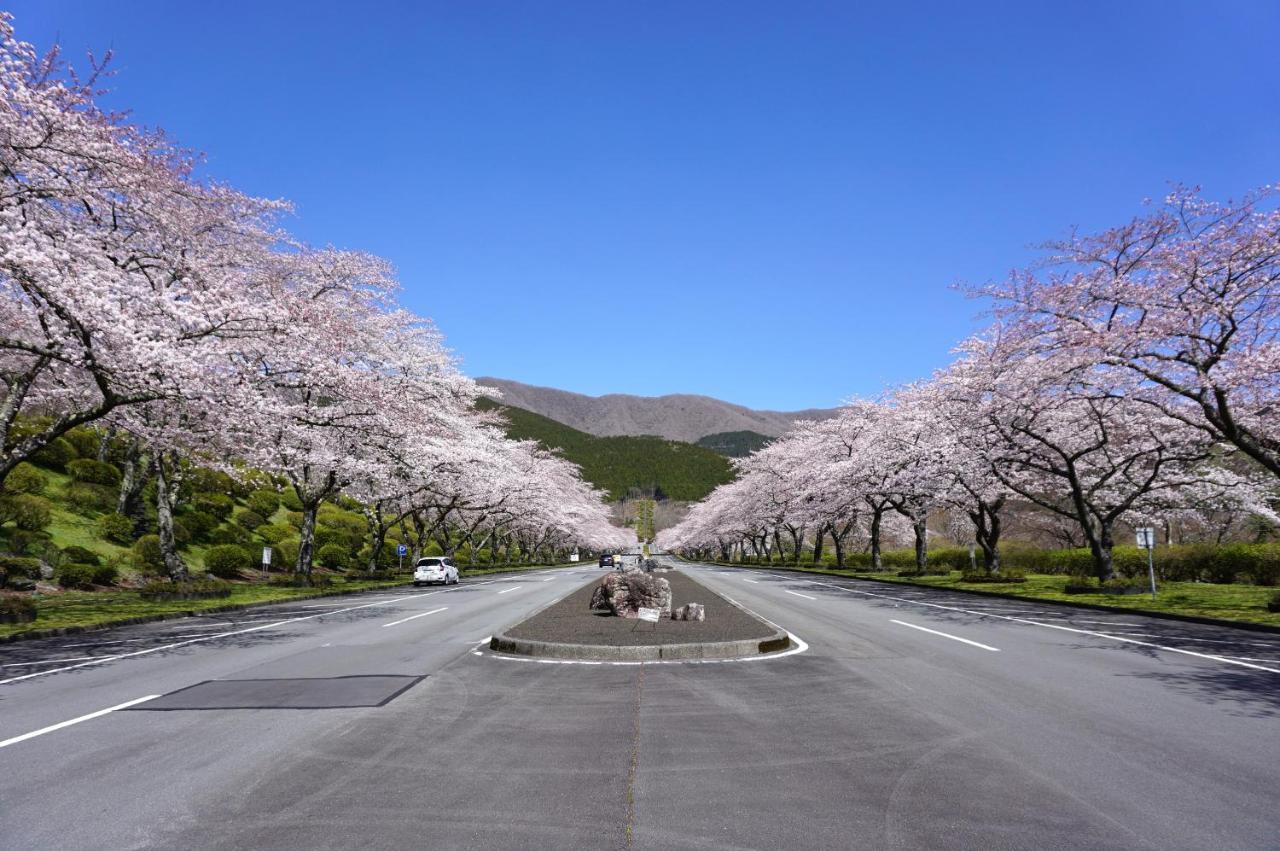 Fuji Speedway Hotel, In The Unbound Collection By Hyatt Oyama  Экстерьер фото